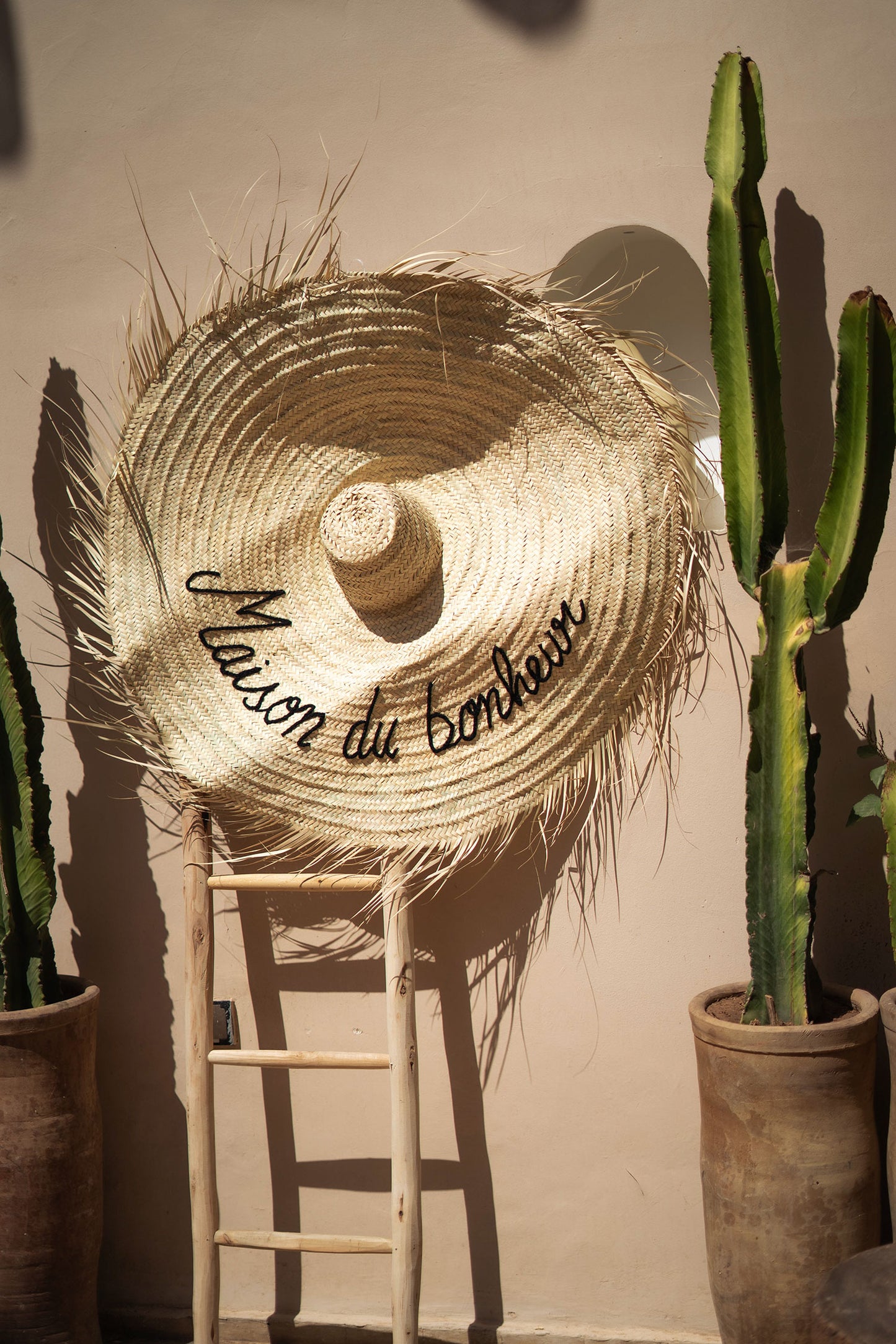 Chapeau décoratif "Maison du bonheur"